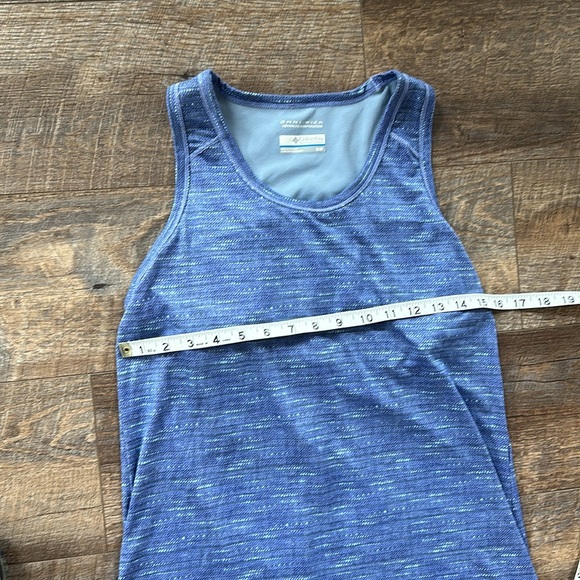 Columbia athleisure dress - Picture 8 of 9